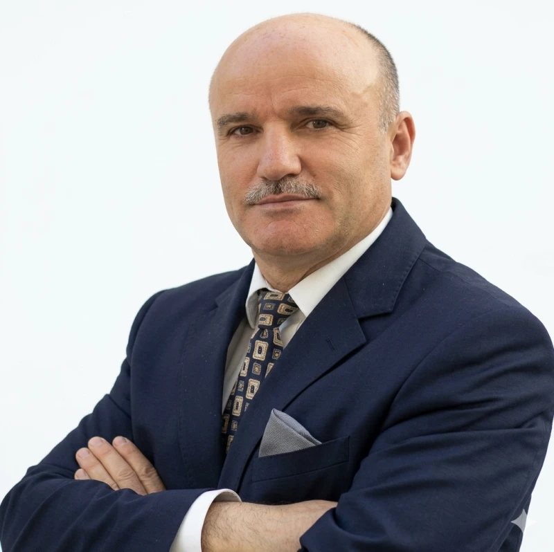 الدكتور أمجد يوسف أبو سويد